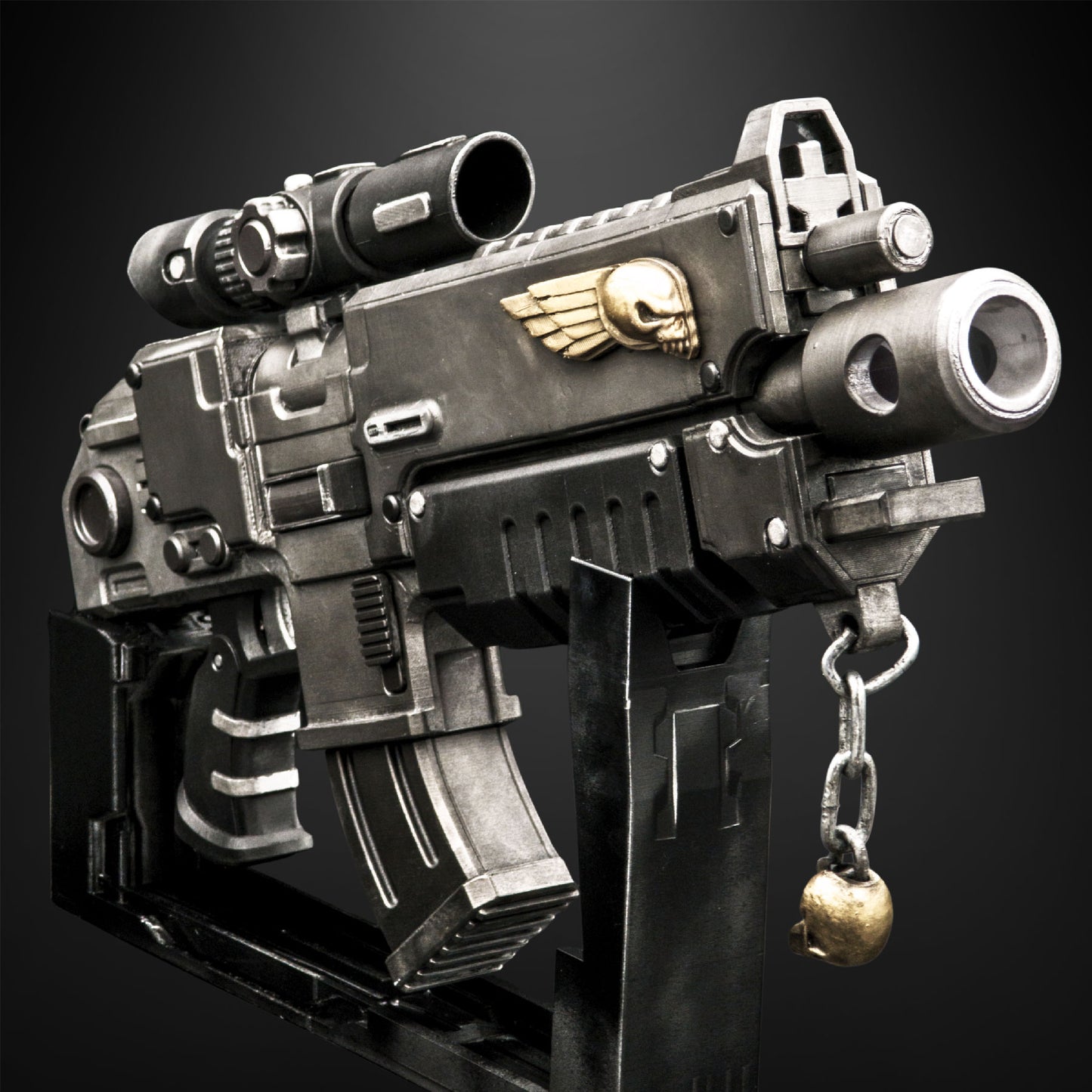 WH40K: Artificer Bolt Rifle - Prop or Cosplay